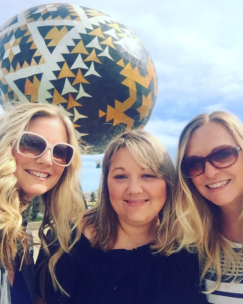 Giant Pysanka egg in Vegreville