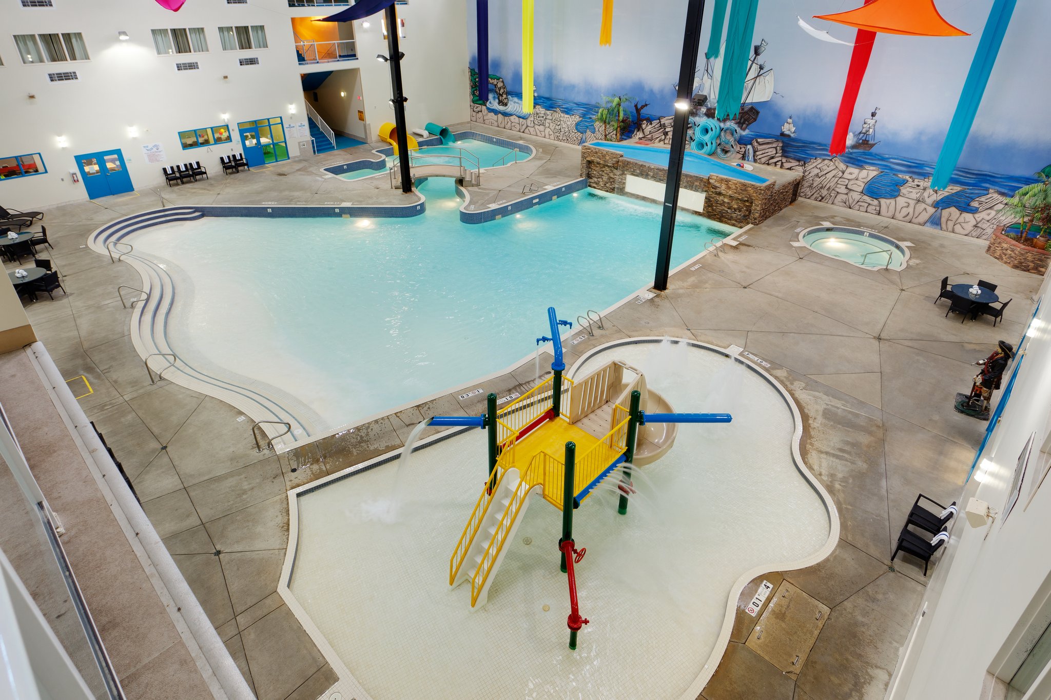 Mariners Cove Wave Park in Holiday Inn Lethbridge