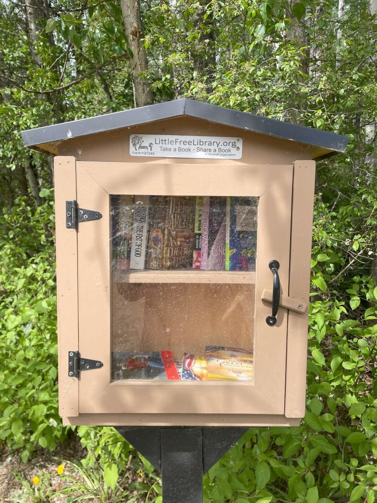 Chickakoo Lake's little free library (Charter 91549).