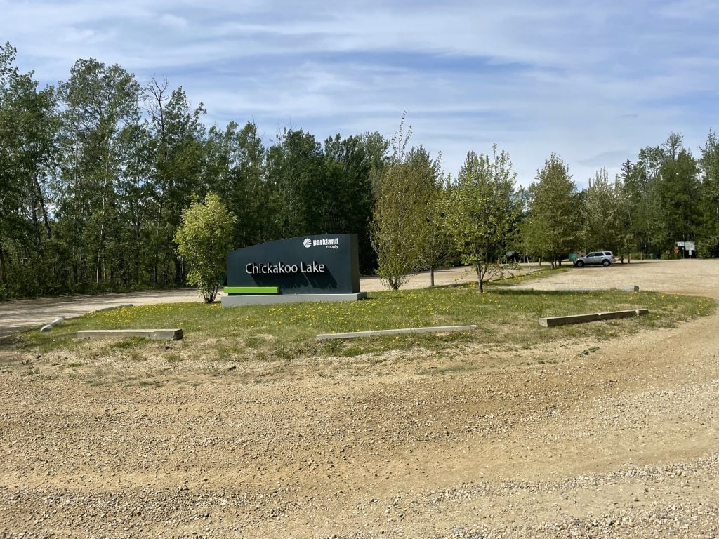 Chickakoo Lake parking lot and welcome sign