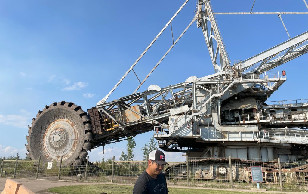 Bucketwheel Reclaimer at Syncrude Giants of Mining